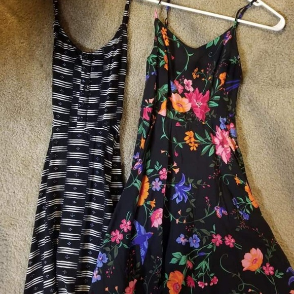 Casual Dresses - Picture 1 of 1